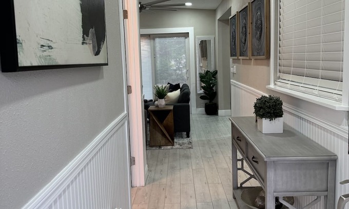 Pine Hills House | Remodeled 3br 1b Orlando FL home. Near Main events and attractions within 20min