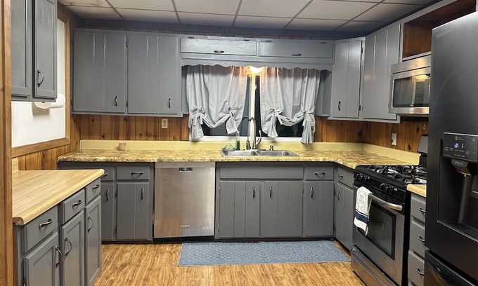 Binghamton House | Welcoming 2-bedroom house with feel like your house Binghamton