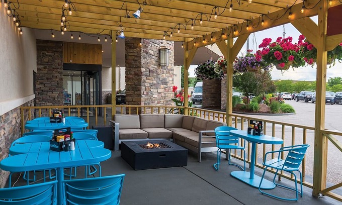 Casper House | Your Relaxing Getaway Awaits! 2 Units Just Minutes to Downtown! Free Shuttle