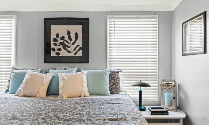 Holly Ridge House | Booking Fee Waived Today - Reel Getaway is calling your name!