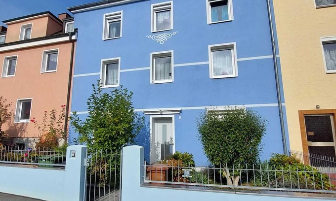 Hof Apartment | Ferienwohnung in Hof, 5 Gehminuten zum Sanaklinikum Oder Freiheitshalle