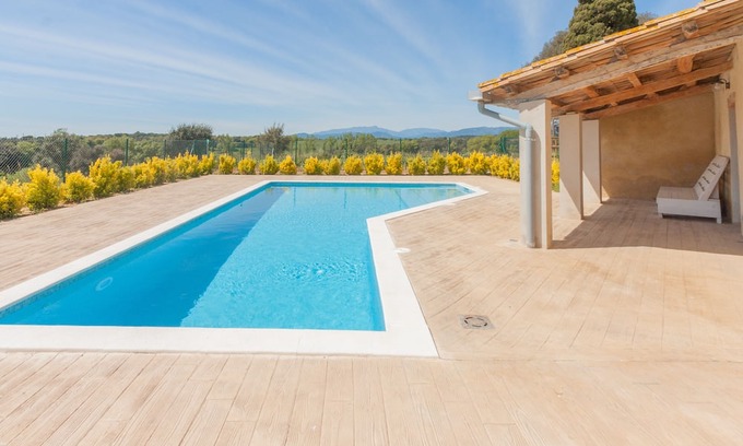 Aiguaviva Cottage | Masia Catalana, ¡ideal Para una Escapada con Amigos y Família!