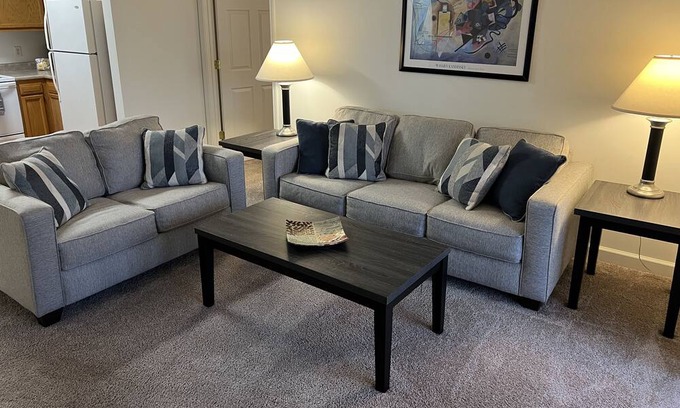 Troy Apartment | Troy location! 2 bed 2 bath fully furnished with balcony!