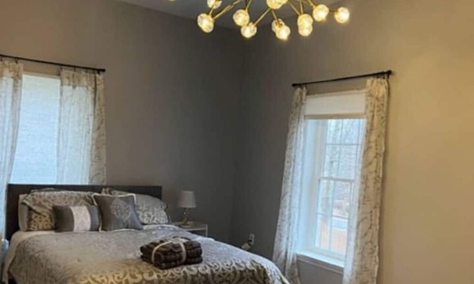 Franconia House | Perfect for small groups!