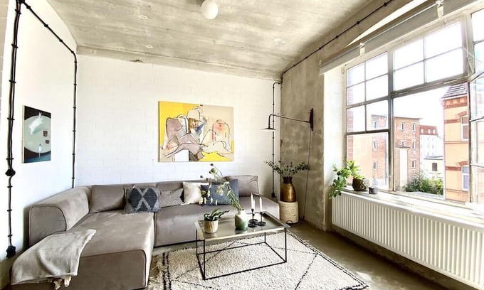 Zeitz Apartment | Loft 121 in the pasta factory