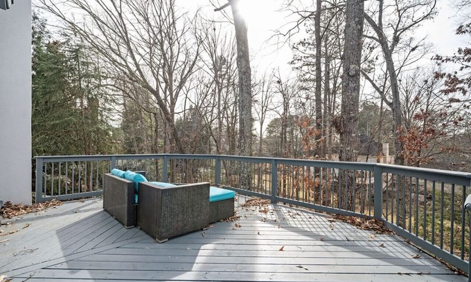 Roswell House | Roswell Luxury Newly Renovated