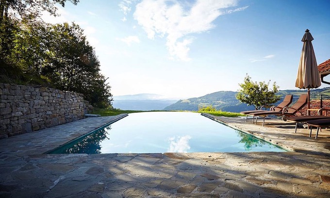 Roccaverano Villa | Enchanting countryside villa with private pool and views! - Villa Mila
