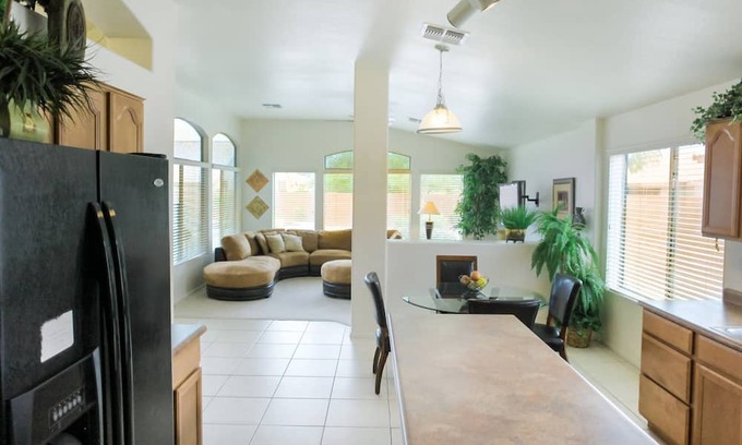 Deer Valley House | Private w/ 4 Kings or 7 total beds & Pool/Hot Tub!