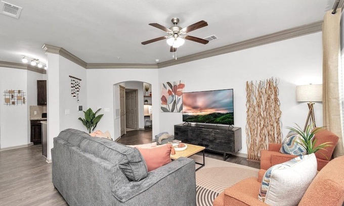 League City Apartment | The Enchanted Grove · The Enchanted Grove near Kemah Boardwalk/NASA!