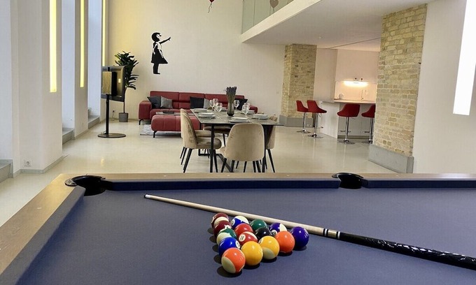 Charlottenburg Apartment | Loft with Pool Table, Kitchen Island & Gallery