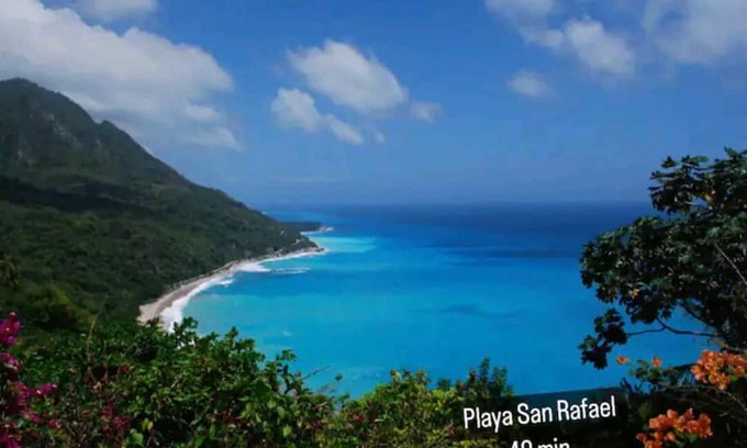 Barahona House | MANGO TROPICAL HOUSE ONLY 600 METERS FROM THE BEACH and Restaurants