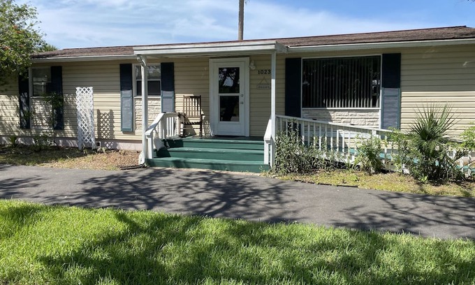 Flagler Beach House | Flagler Beach, 3 BR, 2 BA, Walk to Beach and Pier, Accessible and Pet Friendly