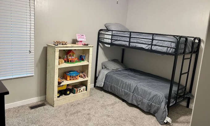 Byron House | 22 acres of peace