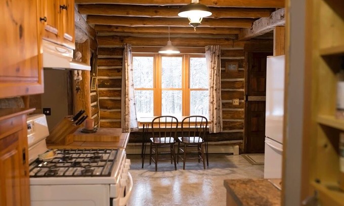 LaPorte Cabin | Unique Northwoods retreat located on 10 acres close to Leech Lake.