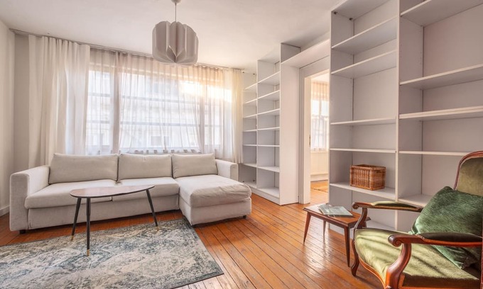 Pera Apartment | Exquisite Sea View Flat 2 min to Istiklal Avenue