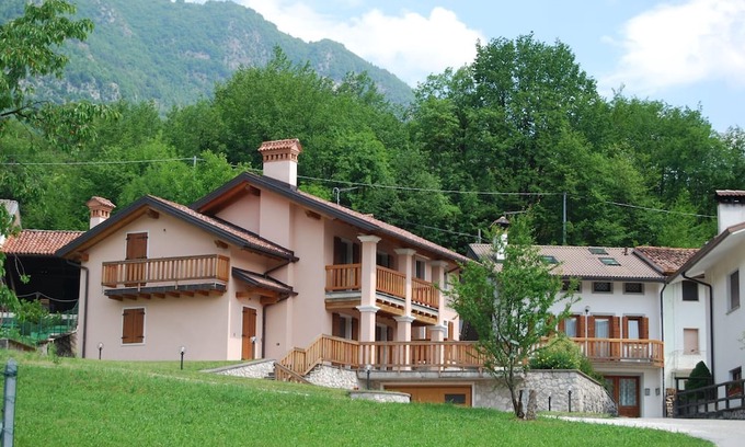 Sospirolo Apartment | Holiday apartment Sospirolo for 1 - 6 persons with 2 bedrooms - Row house