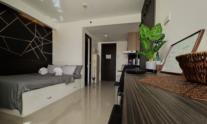 Mandaue Condo | Elevated Retreat with Stunning View and Modern Comfort