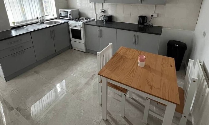 Tunstall House | A Perfect Staycation Home Stoke On Trent