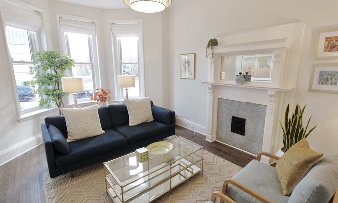 Truxton Circle House | Mint Condition- Beautiful Townhome in Shaw