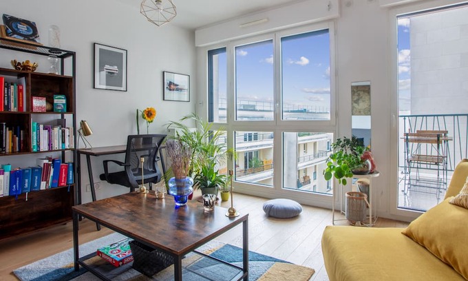 Clichy Apartment | Cosy and bright T2 with balcony in Clichy - Welkeys