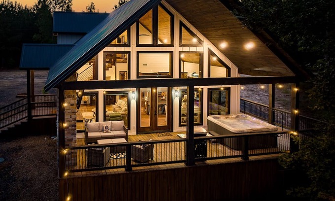 Broken Bow Cabin | {NEW} Mountain Fork Landing Cabin~ DIRECT RIVER ACCESS