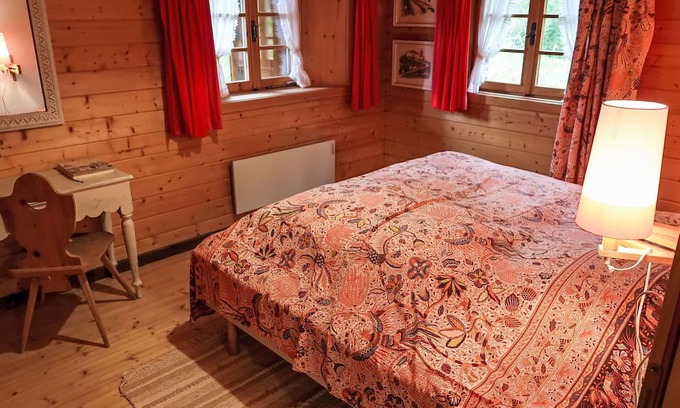 Riom-Parsonz Apartment | Lovely apartment for 6 guests with patio and panoramic view