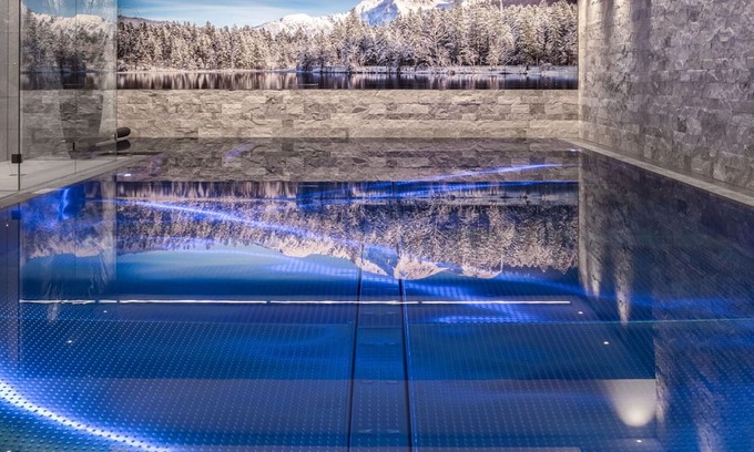 Kirchberg in Tirol Apartment | Cosy apartment for 4 guests with WIFI, pool, TV and terrace