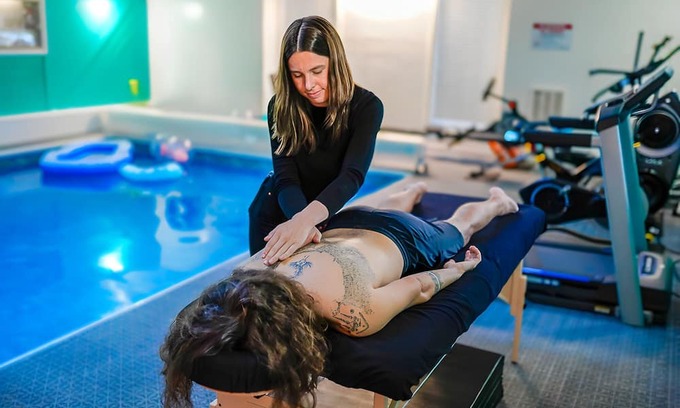 Langford Bed & Breakfast | Steam, Swim & Unwind: Your Private Wellness Haven!