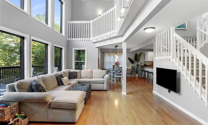 James Creek House | Deep Forest Dream- Aunt Susies Raystown Lake