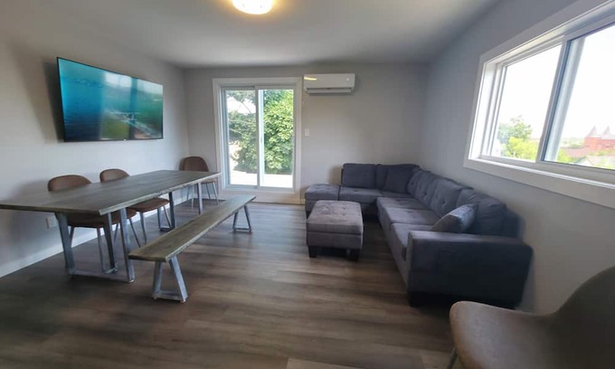 Orillia Apartment | TreeTop Two Bedroom Sophistication