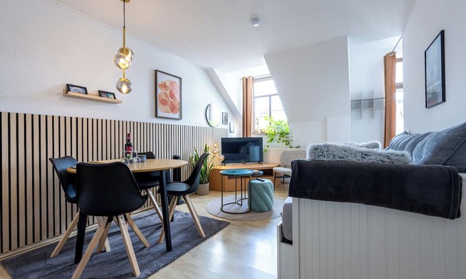 Sonnenberg Apartment | 2 Room Sonnenberg Wifi/Netflix