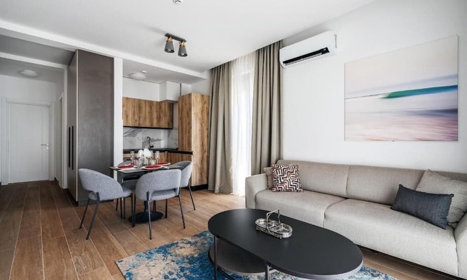 Risan Apartment | Delightful 1-bedroom apartment in Risan