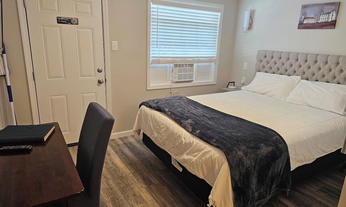 Waterville Apartment | All-inclusive studio apartment with utilities included-Unit 5