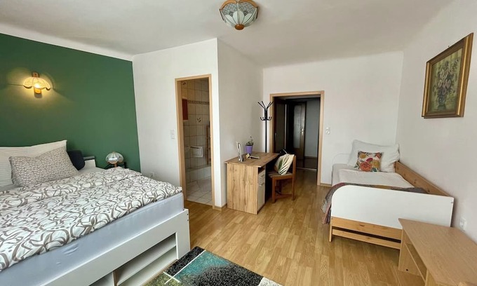 Altenburg Apartment | Vacation apartment with garden (60sqm)