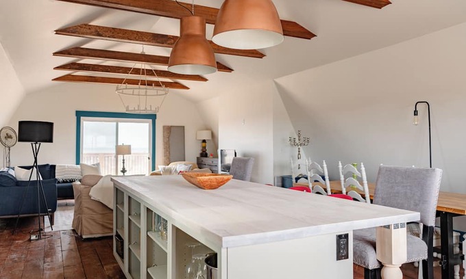 Port Maitland House | Newly Renovated Beach Barn 5 minute walk for wonderful Port Maitland beach