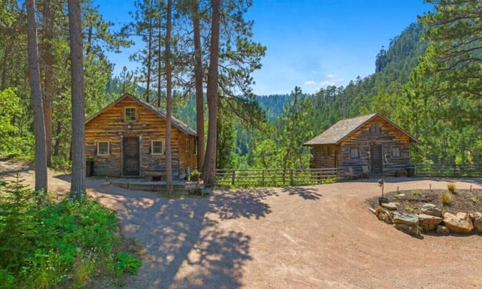 Spearfish Cabin | Rimrock Lodge: Spruce Cabin