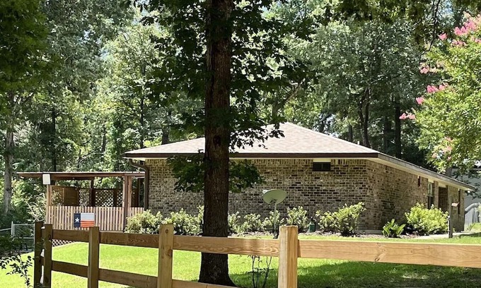 Woodville House | Comfortable 3 bdr/2 bath home with WiFi in Woodville