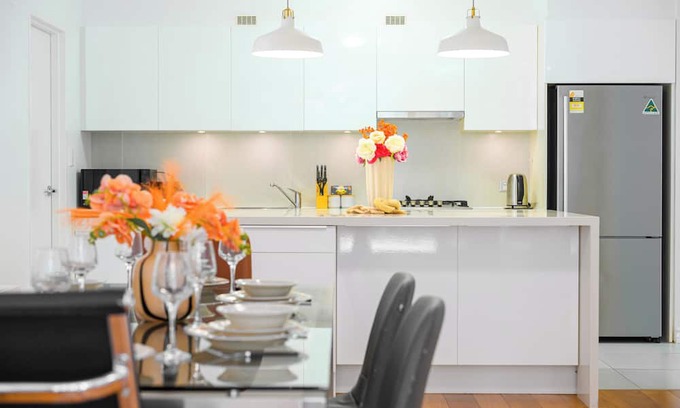 Waterloo Apartment | Charming 2-bedroom apartment in Redfern with Pool & Gym