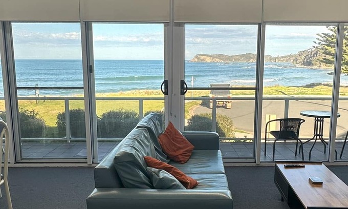 Malua Bay Apartment | 1/16 Kuppa Avenue, Malua Bay