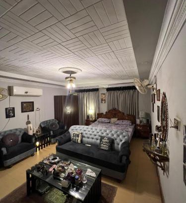 Multan Bed & Breakfast | Skyline suits