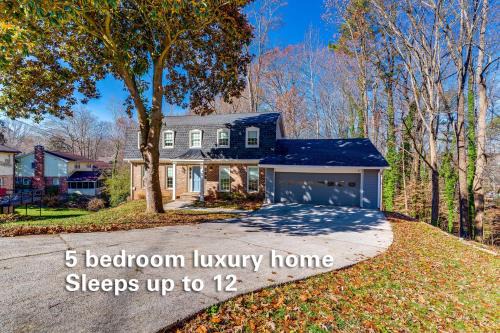 North Brookhaven Villa | Brookhaven magic/Never be bored.