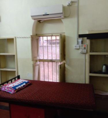 Bhowanipore Apartment | PG for men at Bhawanipore, Kolkata South,WB